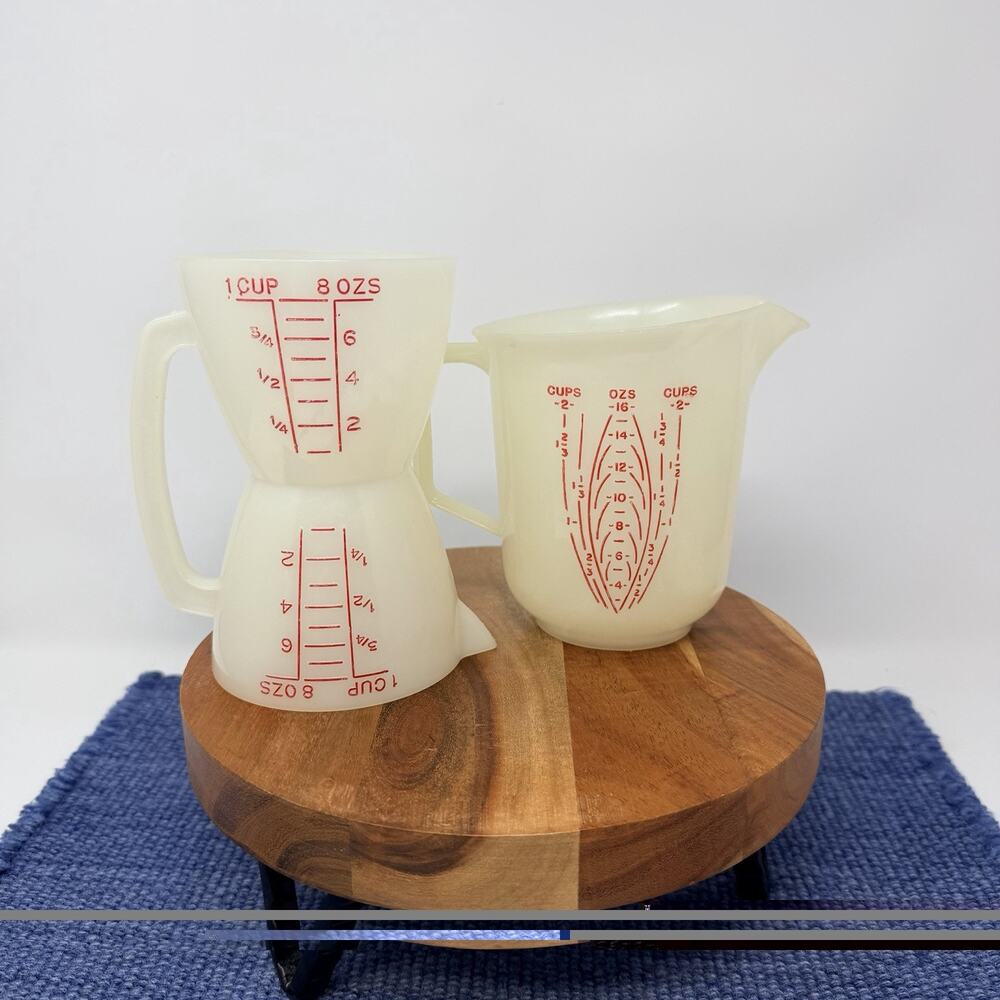 Lot 2 Vintage Tupperware Double Sided Measuring Cup Red Lettering 1 & 2 Cups